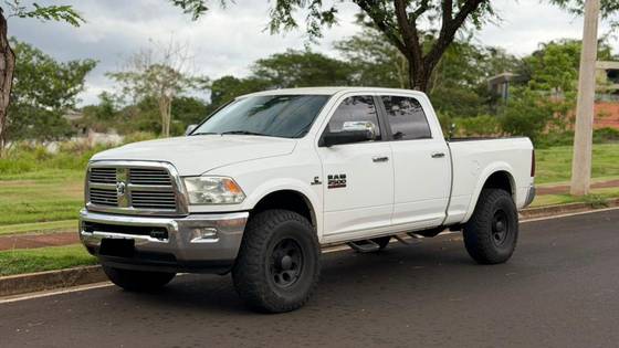 RAM 2500 6.7 LARAMIE 4X4 CD I6 TURBO DIESEL 4P AUTOMÁTICO